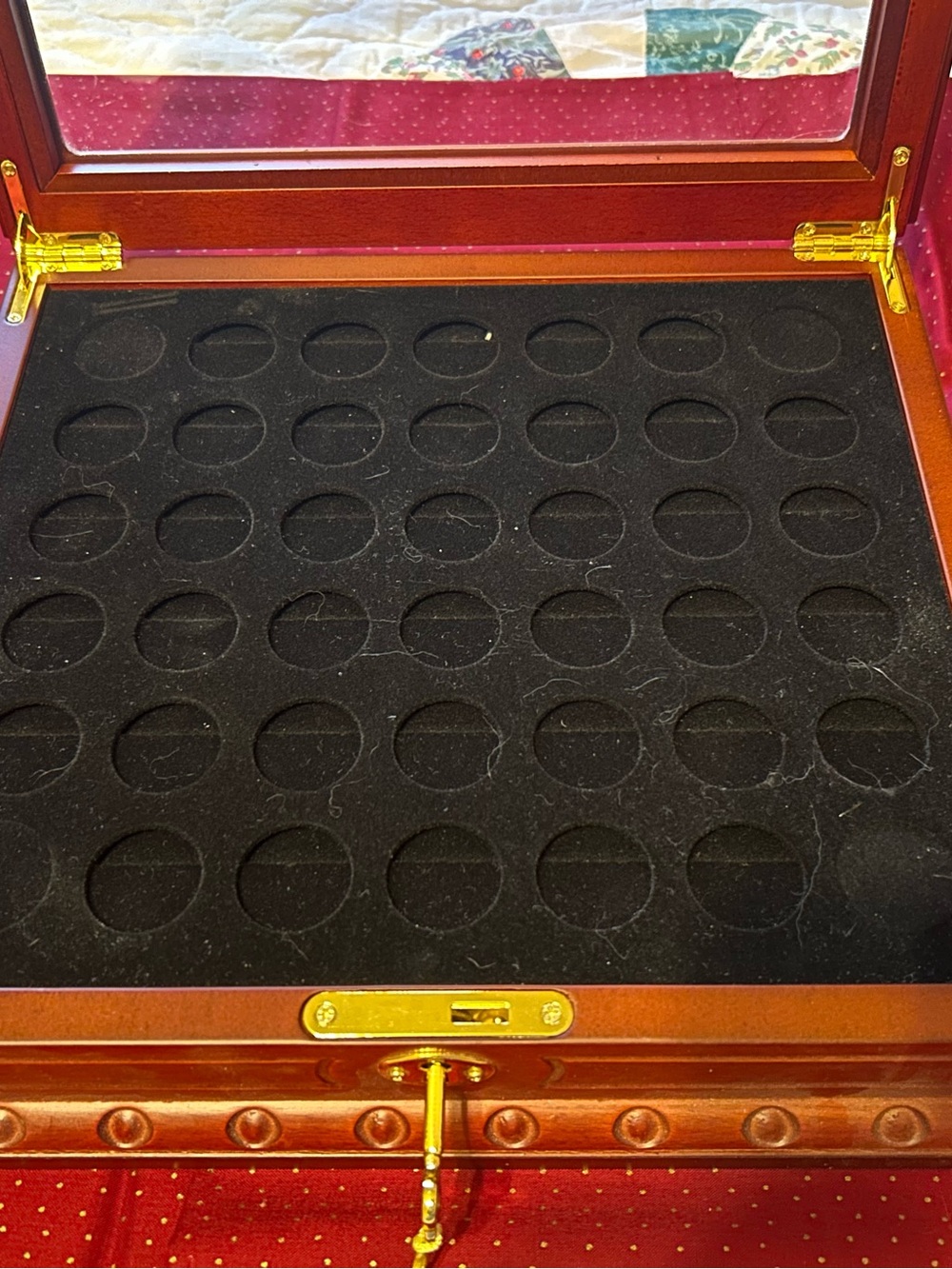 Quarter Display Case for Collection Of Coins Glass Top Key Included - Picture 5 of 10
